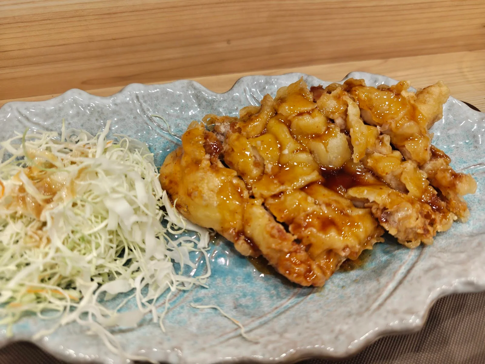 黒酢チキン南蛮定食たかもとや 虎ノ門店 · 8